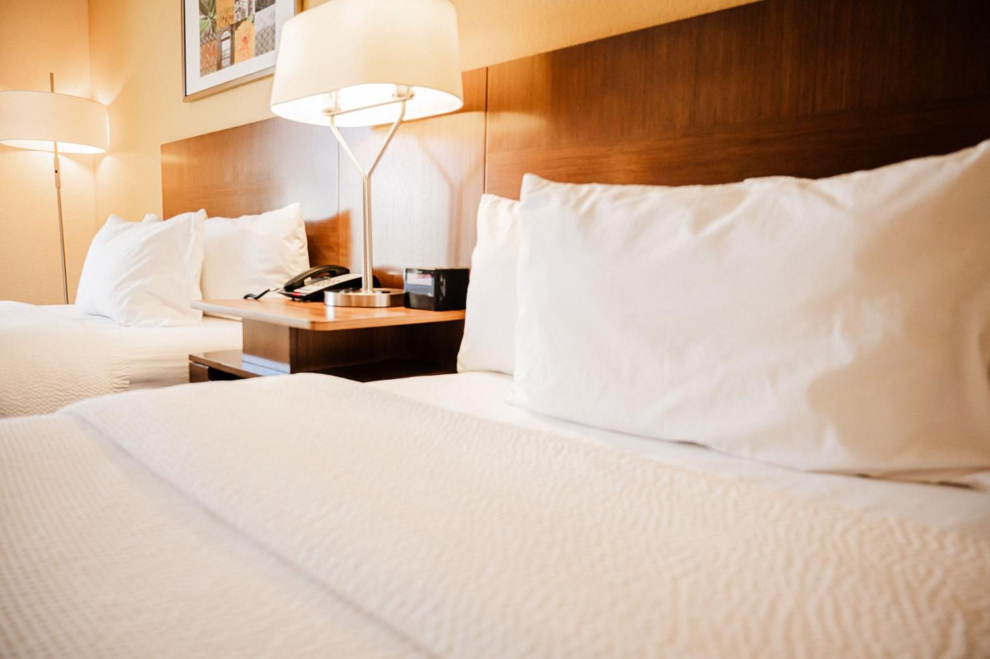 Fairfield By Marriott Russellville Buitenkant foto